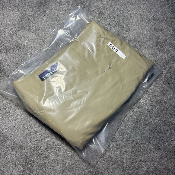 Patagonia Shorts Mens XL Hiking Zip Pocket Patch Pockets 5777586 Super Light - Picture 10 of 10